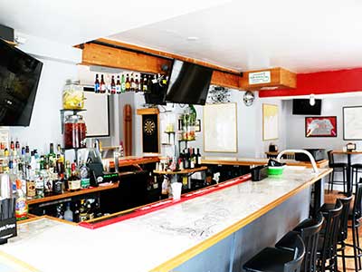 Harwich, MA - Pizzeria / Bar